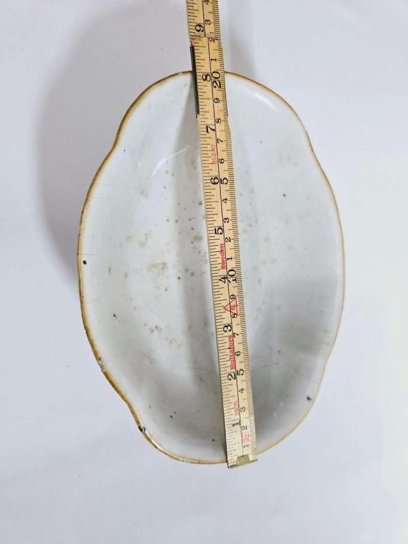 SKÅLFAT, Kina, porslin, 1800-tal, Tung Chih, höjd 7 cm, längd 20 cm