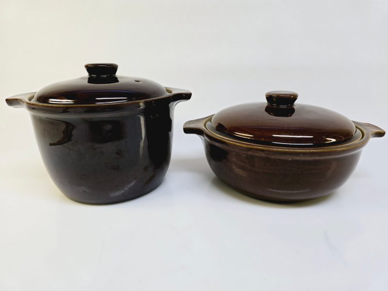Set med två charmiga grytor från Denby Stoneware - Engelsk kvalitet