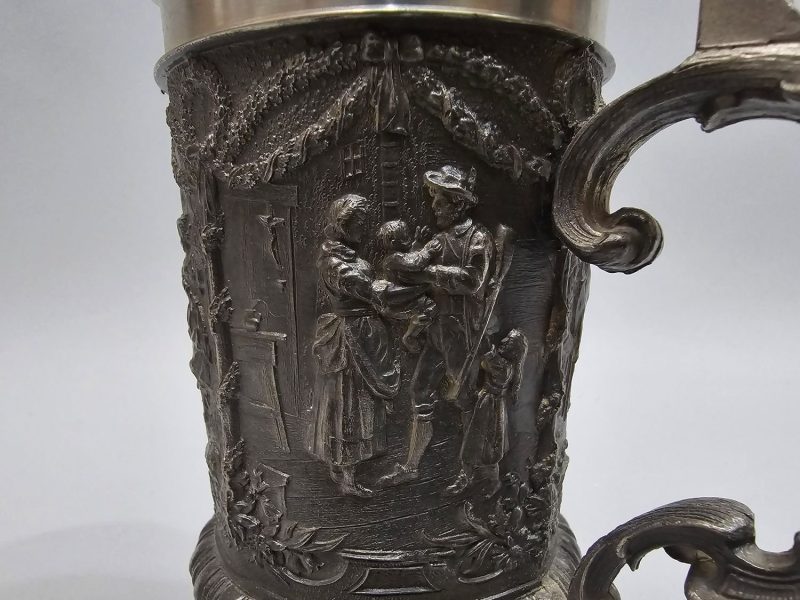 Vintage Kazimierz Poznan, Tennmugg med figur relief