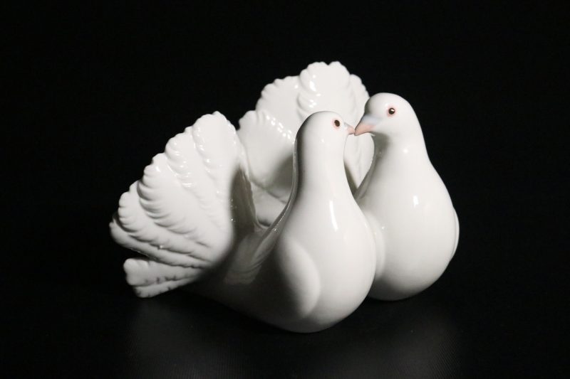 FIGURIN, porslin, Turturduvor, Lladro