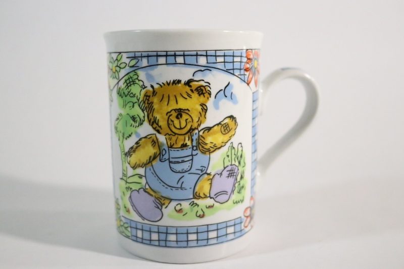Charmig Mugg med Teddybjörnsmotiv – Perfekt för Barn eller Samlare