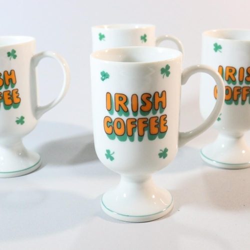 Kaffekoppar på fot, Irish cofee, Porslin
