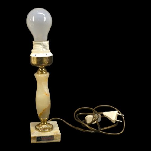 Elegant Bordslampa i Onyx från Zimmermann – Tidlös Design