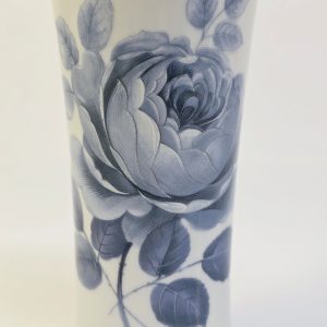 Elegant vas från Hackefors Porslin – Tidlös svensk design