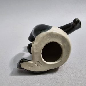 Panda figurin i porslin, Stämpel CHINA 004