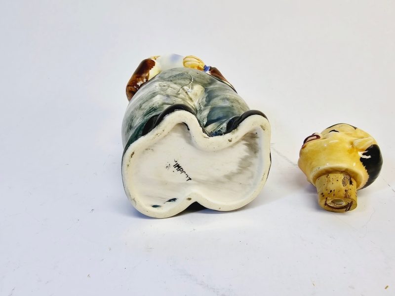 Keramisk Flaskfigur – 17 cm, Handmålad