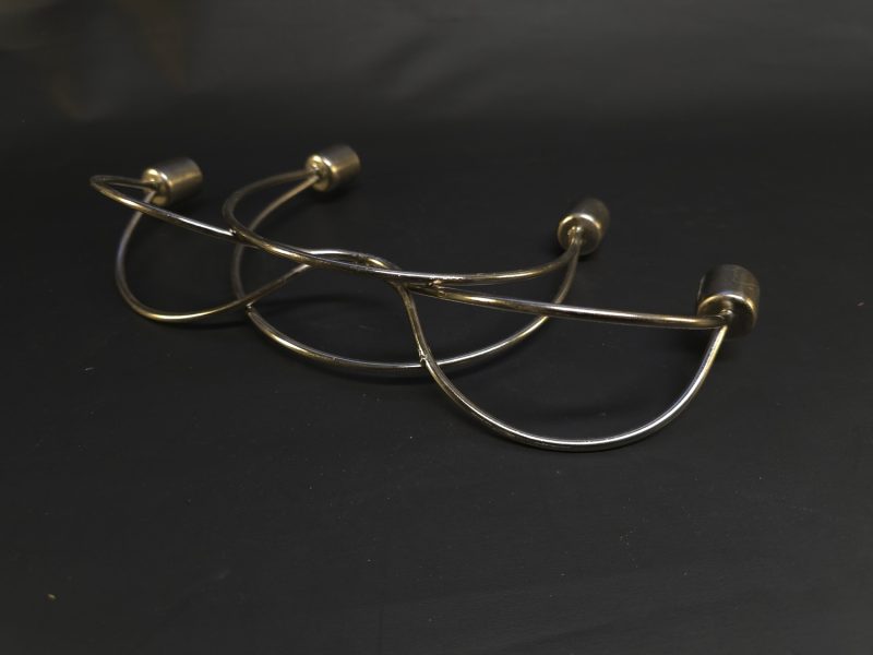 Elegant ljusstake i mässing med modern desi