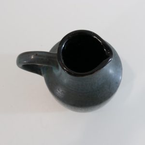 Kärl med hänkel, troligen Germany, H 19cm