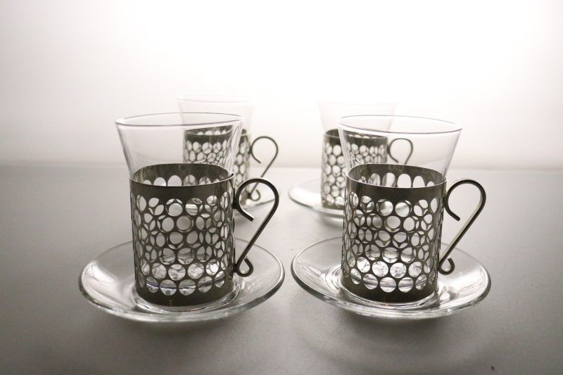 Exklusiv Glasservis - Elegans och Funktionalitet i Perfekt Harmoni!