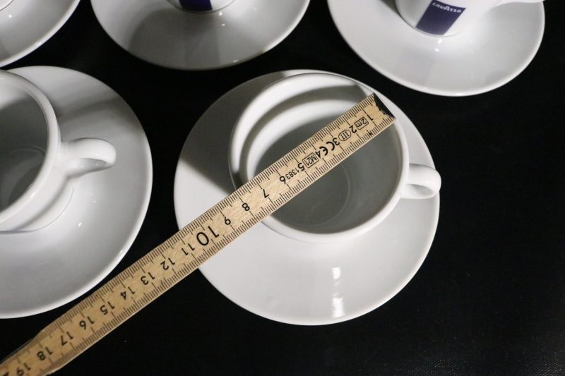 Exklusivt Lavazza-kaffeservisset – 12 koppar och 10 fat