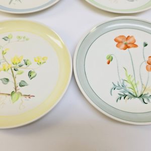 Elegant samling tallrikar – Gefle och Upsala-Ekeby