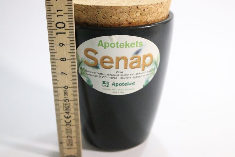 Apotekets Senapskrus i Keramik från Höganäs (2006