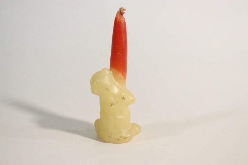Charmigt vintage-ljus i form av en figur – 11,5 cm högt