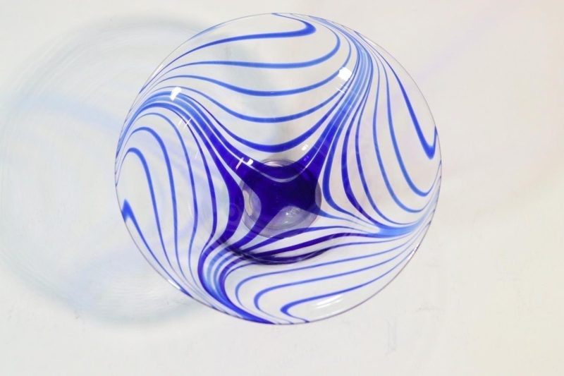Skål, Vacker konstglas, troligen från svensk glasbruk