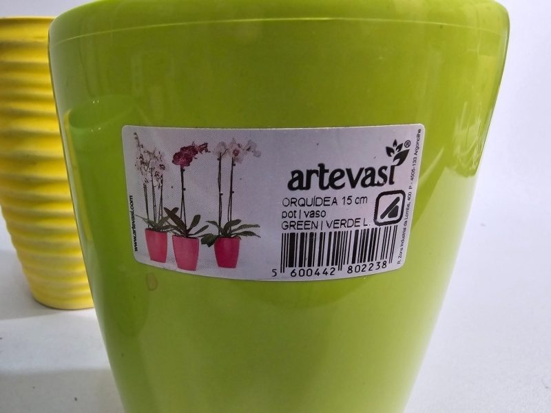Färgglada Krukor för Ditt Hem!