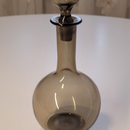 Grå karaff 22cm