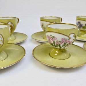 Exklusivt set av 8 kaffekoppar från K&A Krautheim Selb Bavaria