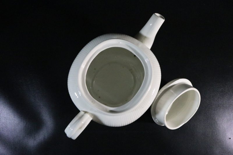 Elegant Tekanna i Tidlös Design – Förhöj Dina Te-stunder