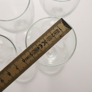 5st  glas på hög fot, H 19,5cm, D 5cm