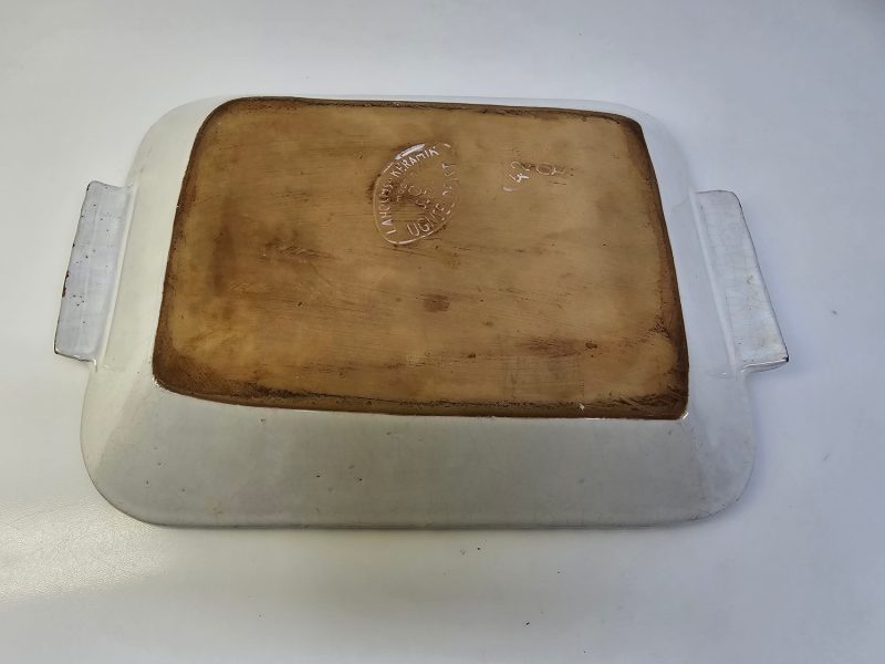 Elegant Serveringsfat från Laholm Keramik - Handgjord Skandinavisk Design