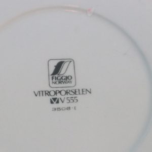 6 Djupa tallrikar, FIGGJO NORWAY VITROPORSELEN 3506 E, V555