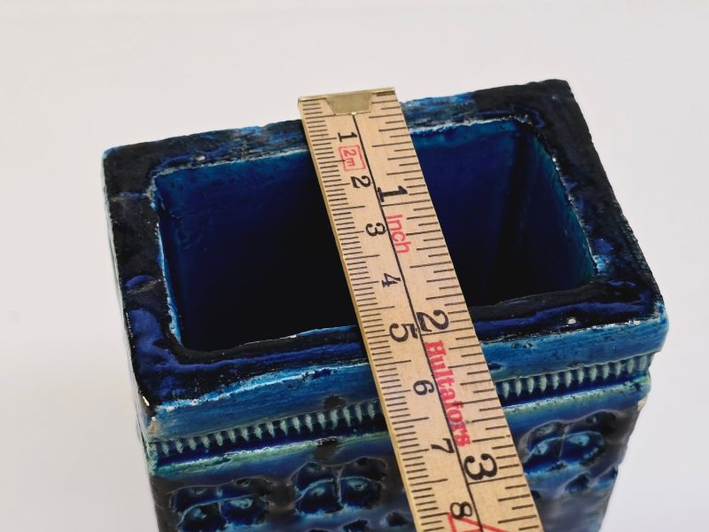 Färgstark Italiensk vas med geometriskt mönster – 18 cm hög