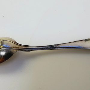 Elegant silversked med klassisk design – Perfekt för samlare och silverälskare