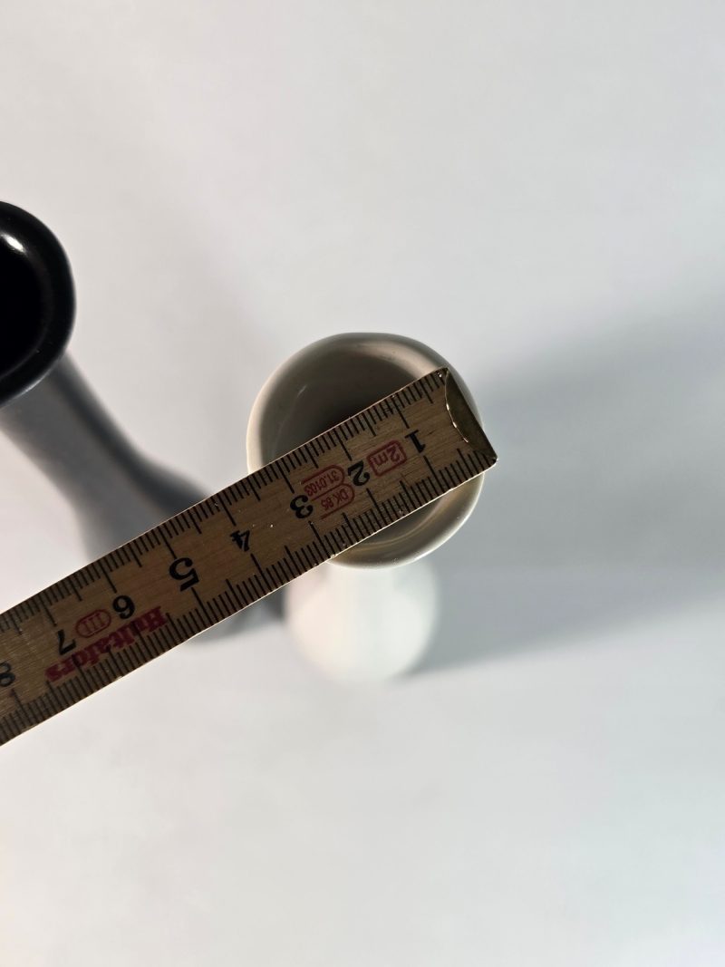 Eleganta Keramikvaser - 31 cm: En Tidlös Skönhet för Ditt Hem