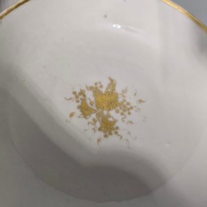 RISSKÅLAR MED FAT, Kina, 5 delar, porslin med gulddekor, Qingdynastin