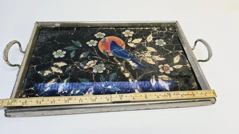 Vintage Serveringsbricka – Förtrollande Fågelmotiv och Blomsterdesign