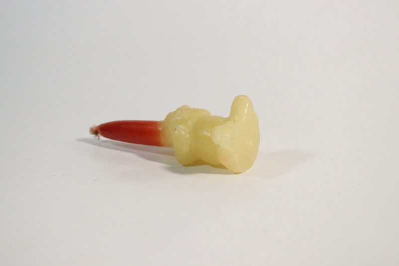 Charmigt vintage-ljus i form av en figur – 11,5 cm högt