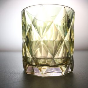 Elegant Glas med Kristalliknande Mönster – Perfekt för Samlingen
