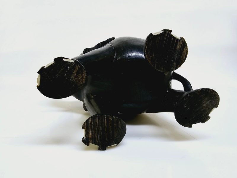 Handgjord träelefant – 31,5 cm hög