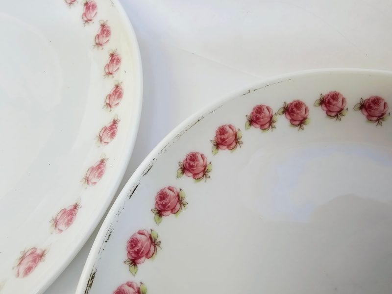 9st Charmiga Gustavsbergs assietter i benporslin - tidlöst elegant design!
