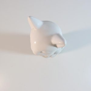 Vit katt prydnad skrivbord dekoration för café kontor hem skåp dekor 28 cm