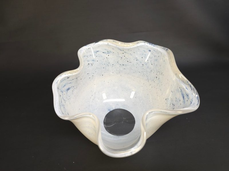 Handgjord Glasvas från Åhus – Unikt Designföremål från 1981