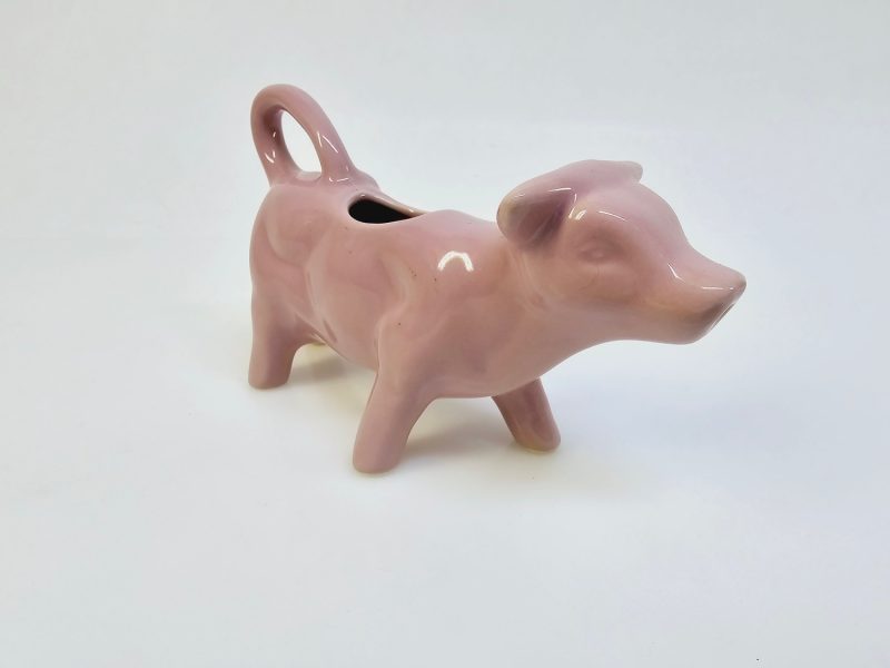 Charmig rosa porslindjur i form av en ko – retro vintage på sitt bästa!