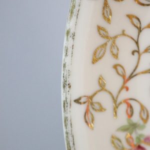 Stort fat med blomdekor, 31cm