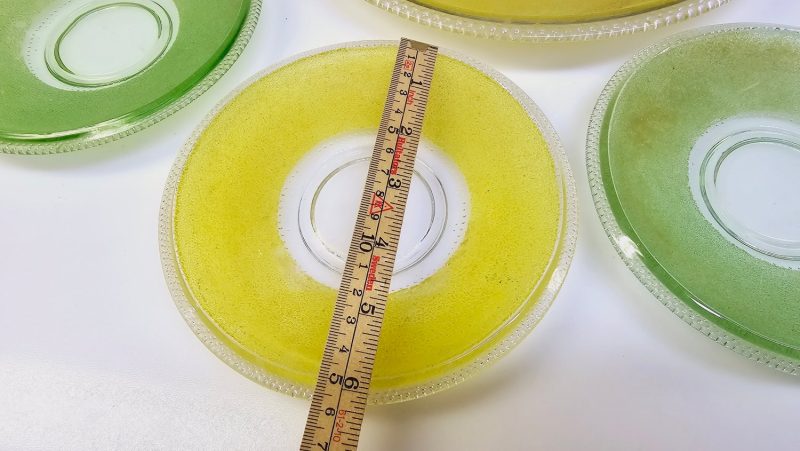 Färgglada glasfat – Set med vintagekänsla