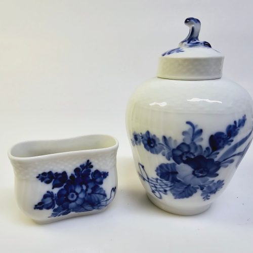 Royal Copenhagen set – Handmålad burk och miniatyrkruka, klassisk blåvit design