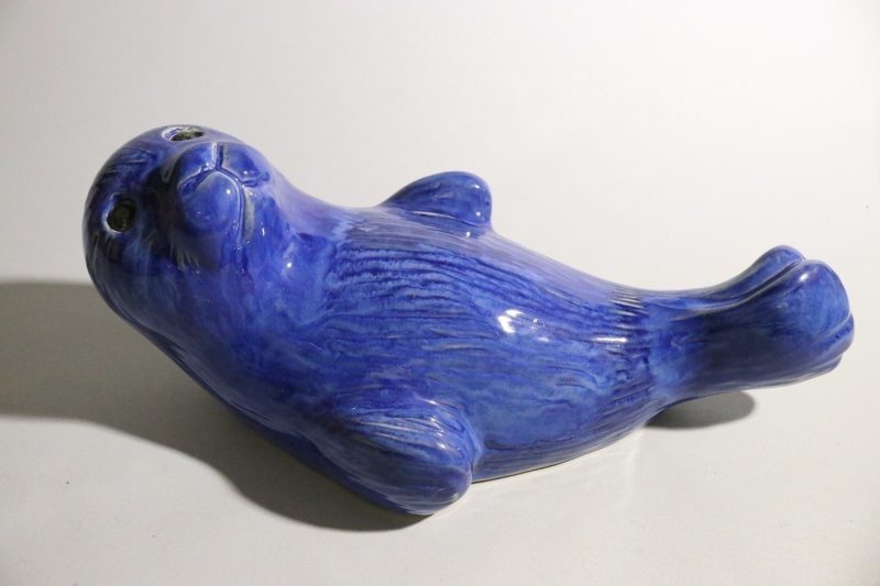 Glaserad Keramikskulptur – Säl, 40 cm