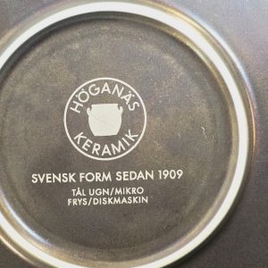 Höganäs stengodstallrikar av M-L Hellgren – Tidlös svensk design, 26 cm