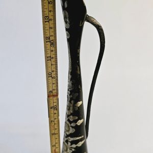 Elegant Metallvas med Blommotiv – 39 cm