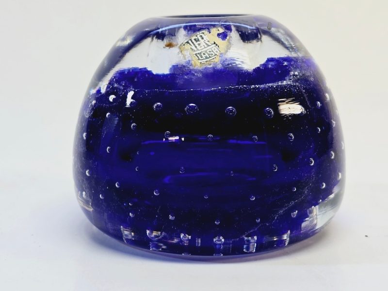 Blå Ljuslykta med Bubblor – Handgjord från Svenskt Glasbruk