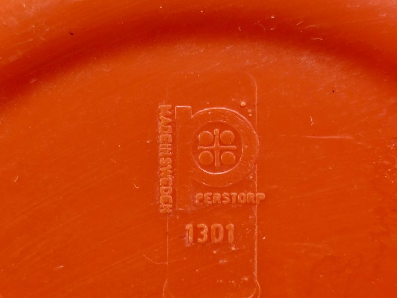 Retro Plastmått från Perstorp – Design av Huberth