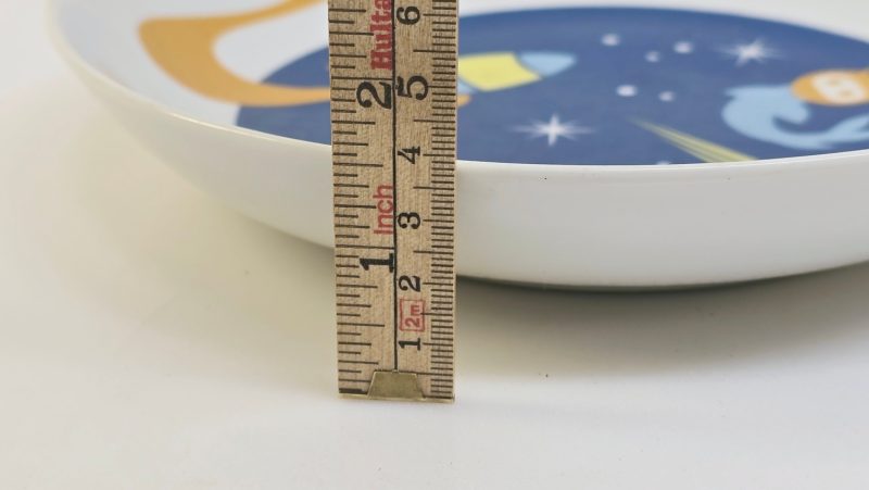 Unik tallrik "Sputnik" från Rörstrand, designad av Hanna Werning‎