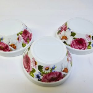 Set med 3 eleganta skålar med blomdesign