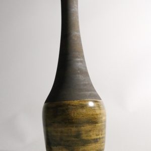 Elegant handdrejad keramisk vas, ca 25 cm – Unik konstnärlig design