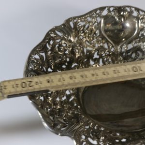 SKÅL, med genombruten dekor, troligen nysilver