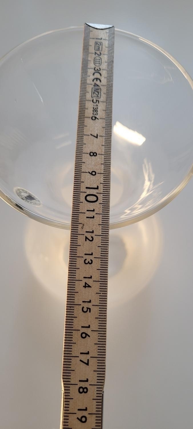 Karaff, troligen Ikea, "Hand made quality"